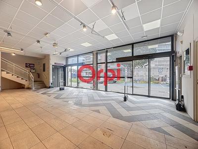 Local commercial - 418 m²