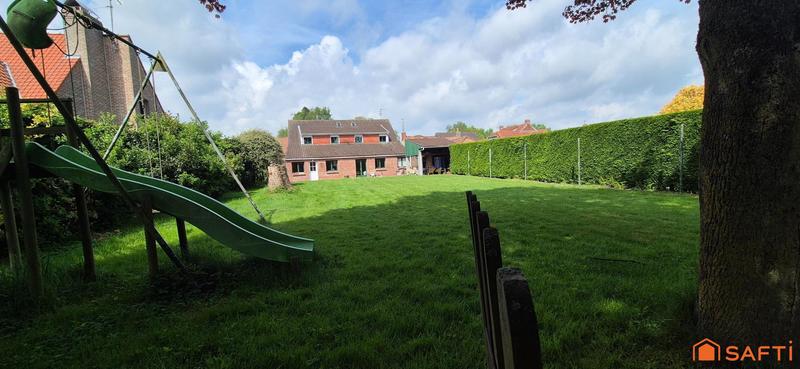 Maison - 209 m² - 8 pièces