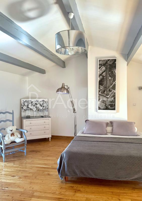 Maison - 189 m² - 6 pièces