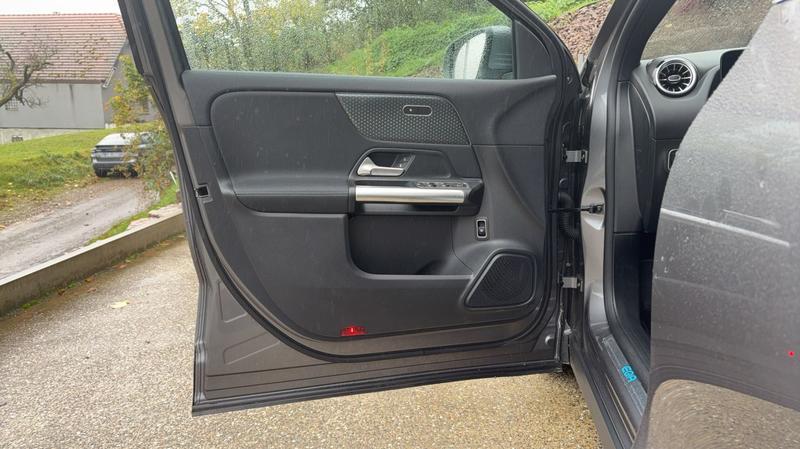 Mercedes Classe E Eqa 300 66 kWh 228 4Matic Progressive Line - Garantie constructeur Automatique