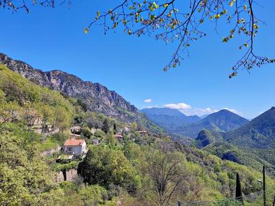 Maison - 97 m² - 4 pièces