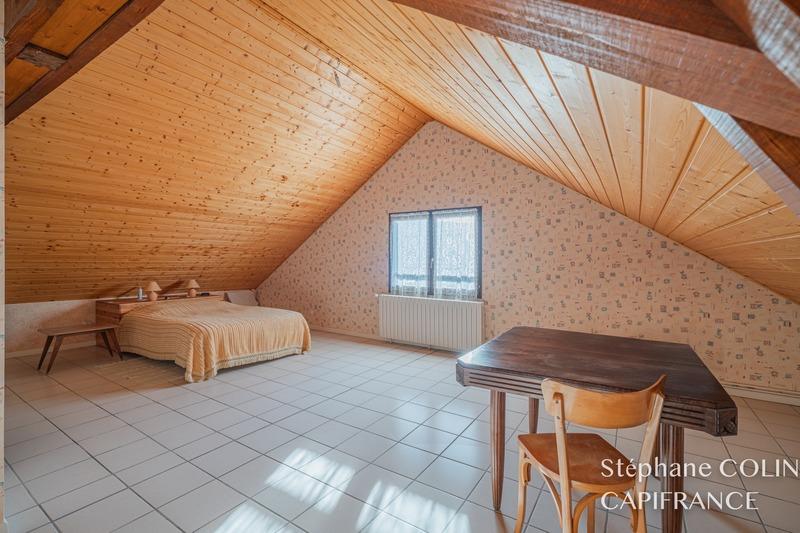 Maison - 201 m² - 8 pièces