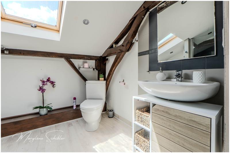 Maison - 250 m² - 8 pièces