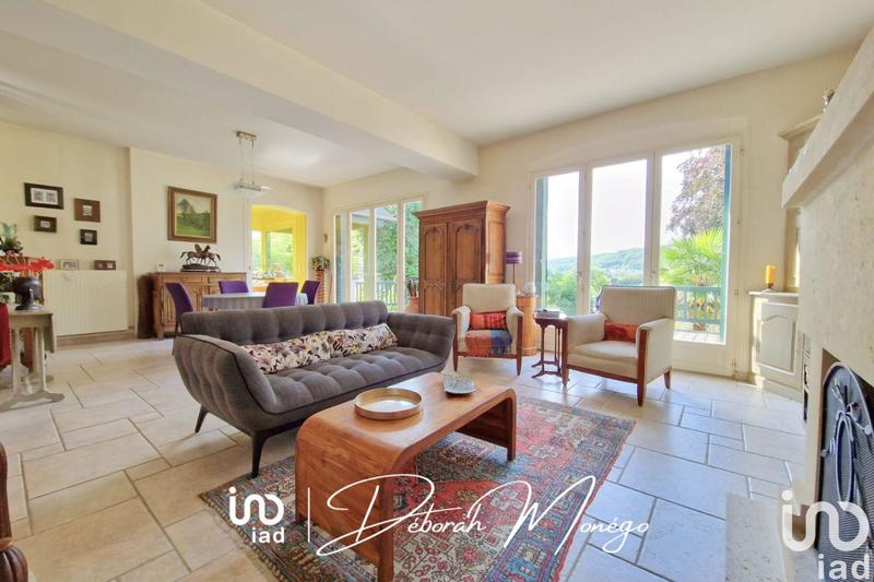 Maison - 141 m² - 6 pièces