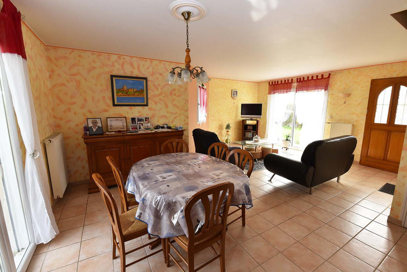 Appartement - 95 m² - 4 pièces