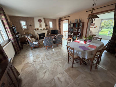 Maison - 155 m² - 7 pièces