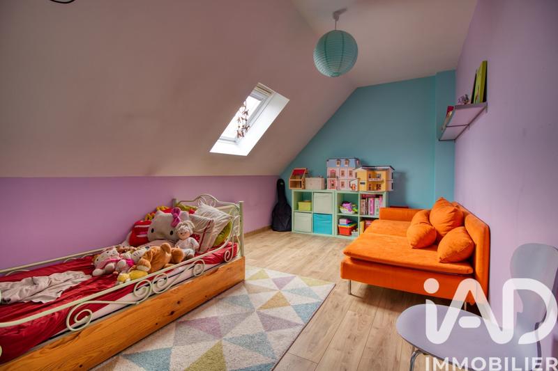 Maison - 95 m² - 5 pièces