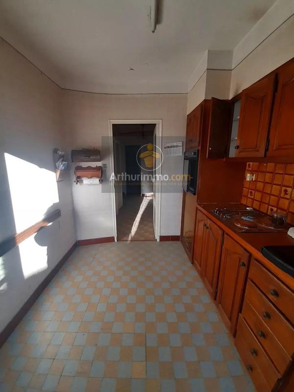 Maison - 181 m² - 3 pièces