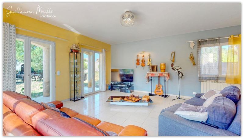 Villa - 218 m² - 8 pièces