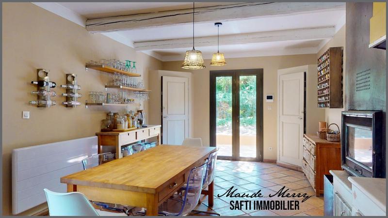 Maison - 160 m² - 6 pièces