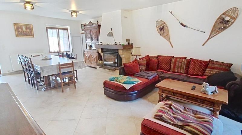 Maison - 200 m² - 6 pièces