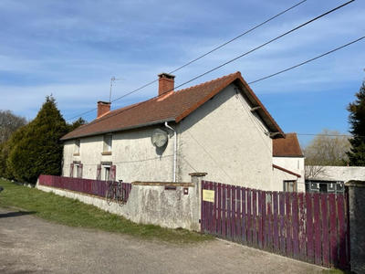 Maison - 140 m² - 7 pièces
