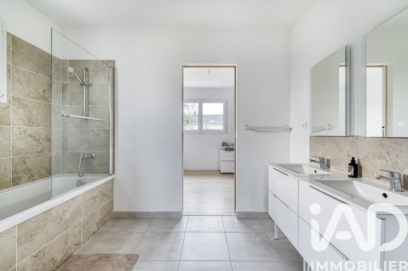 Maison - 145 m² - 7 pièces