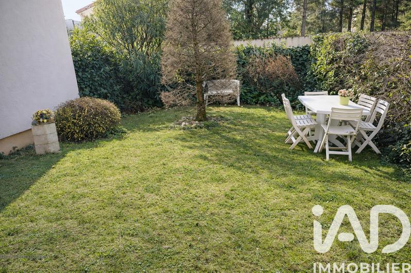 Appartement - 94 m² - 4 pièces