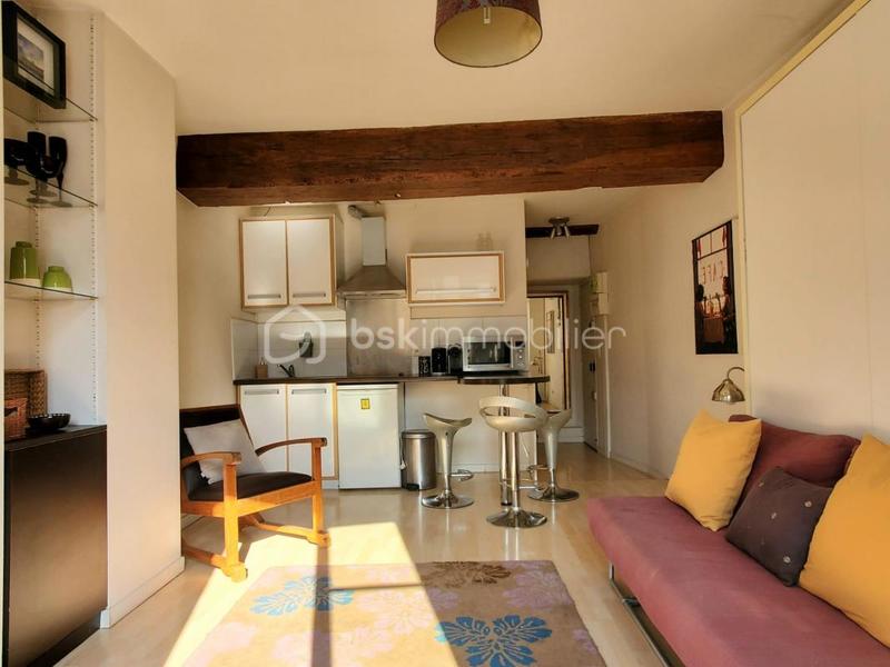 Studio - 24 m² - 1 pièce