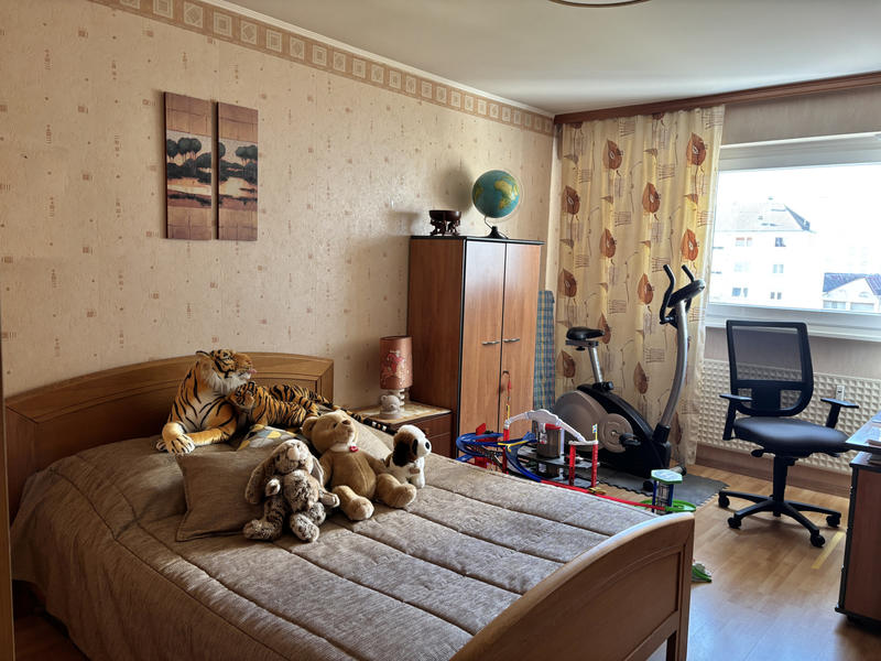 Appartement - 96 m² - 5 pièces