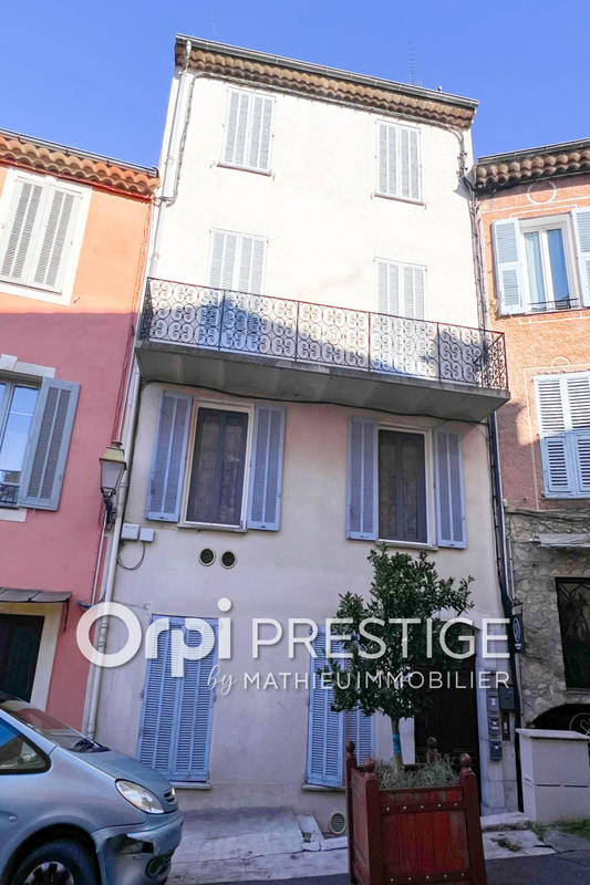 Appartement - 88 m² - 5 pièces