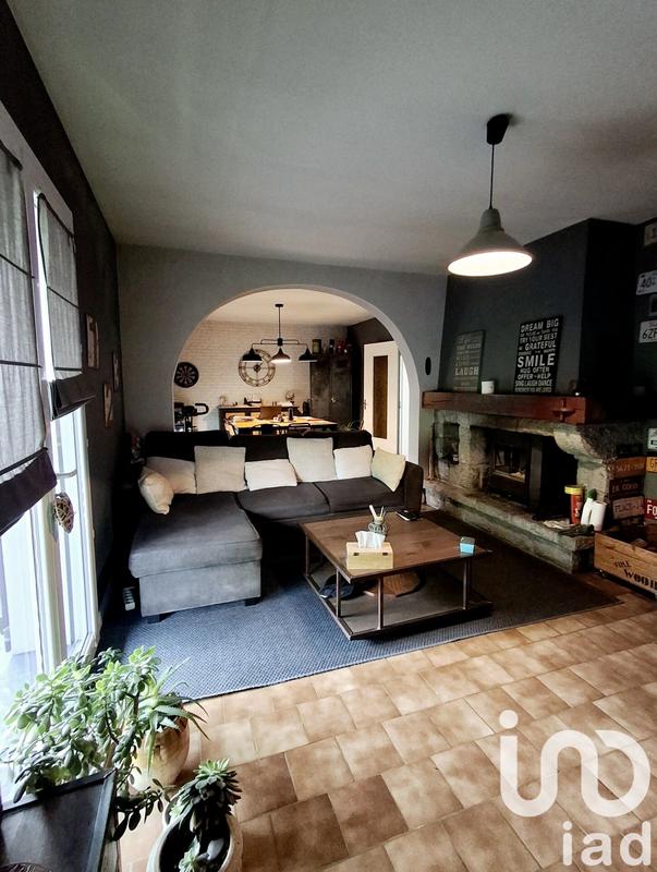 Maison - 218 m² - 8 pièces