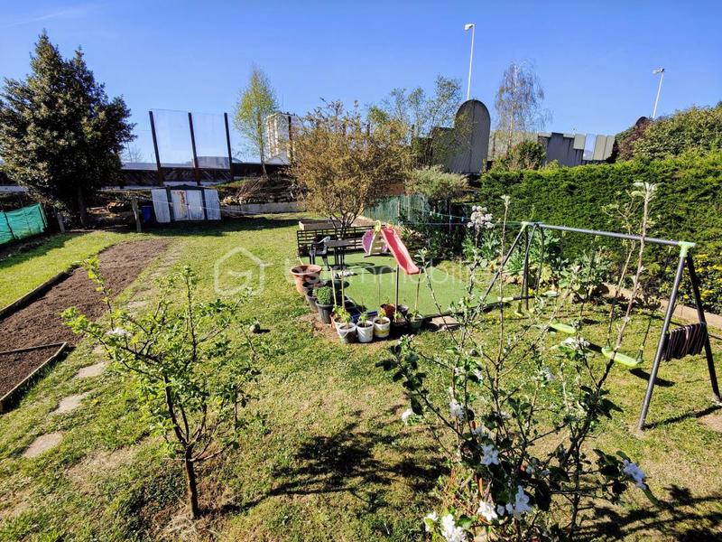 Maison - 105 m² - 5 pièces