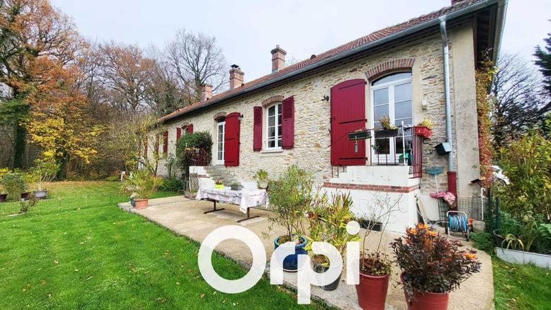 Maison - 140 m² - 5 pièces