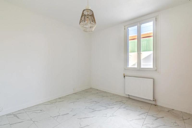 Maison de ville - 100 m² - 5 pièces