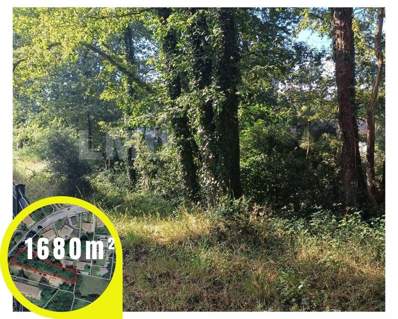 Terrain - 1 681 m²