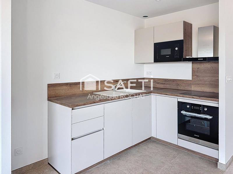 Maison - 82 m² - 3 pièces