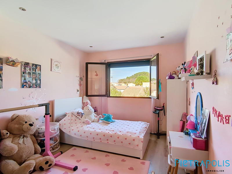 Villa - 142 m² - 5 pièces