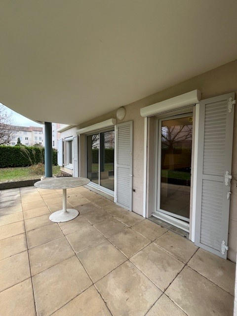 Appartement - 100 m² - 5 pièces