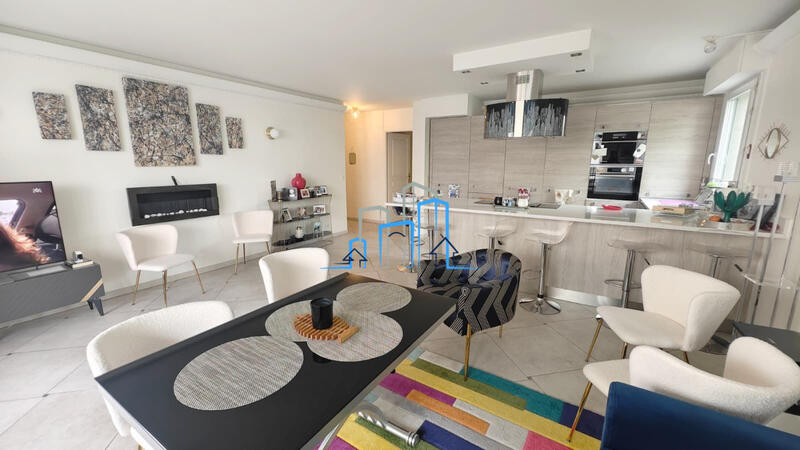 Appartement - 79 m² - 3 pièces