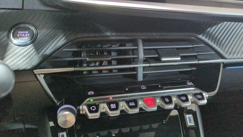 Peugeot 208 II Hybrid 145 eDCS6 Gt