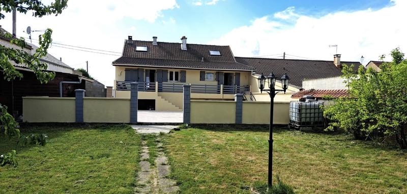 Maison - 127 m² - 5 pièces