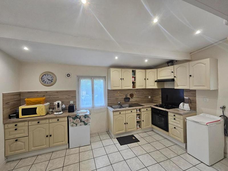 Maison - 88 m² - 6 pièces