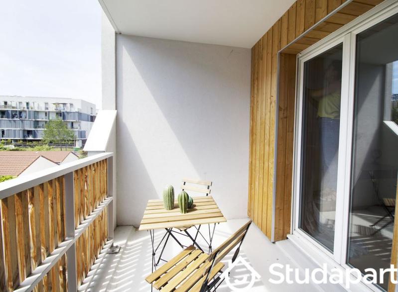 Chambre - 11 m² - 1 pièce