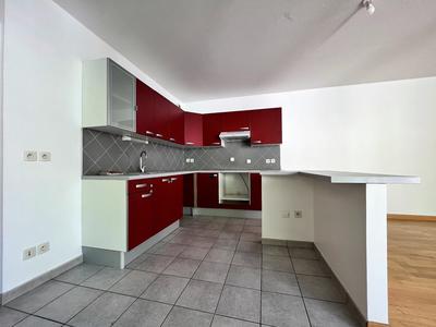 Appartement - 87 m² - 4 pièces