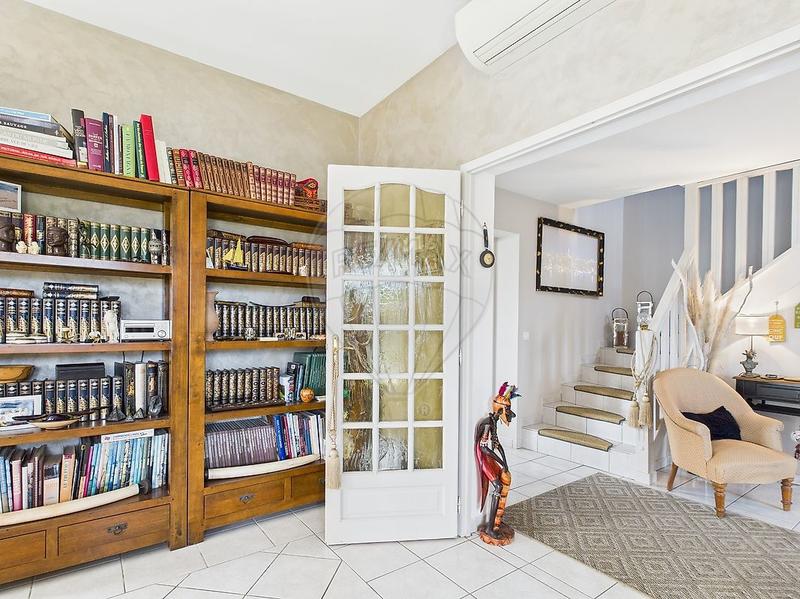 Villa - 185 m² - 5 pièces