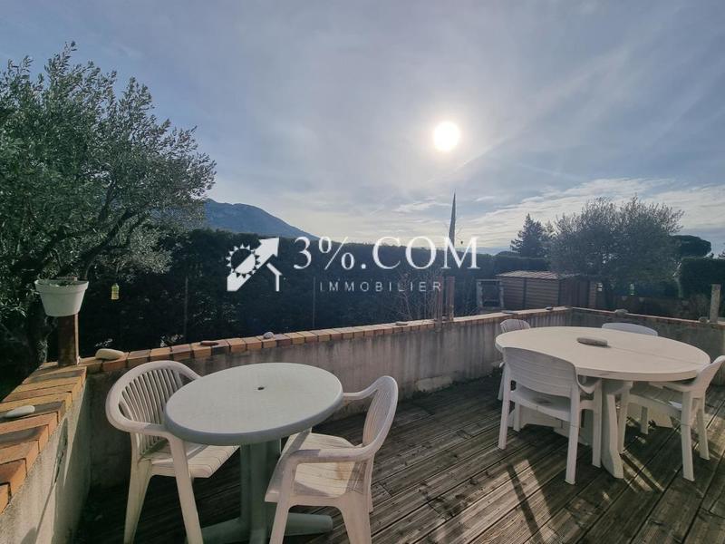 Villa - 101 m² - 4 pièces