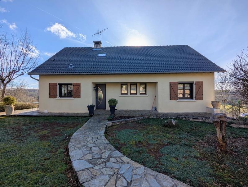 Maison - 135 m² - 6 pièces