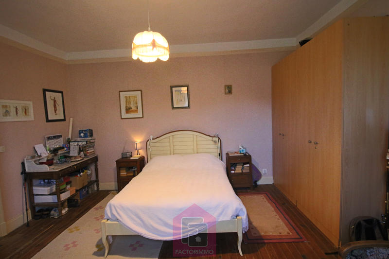 Maison - 160 m² - 7 pièces