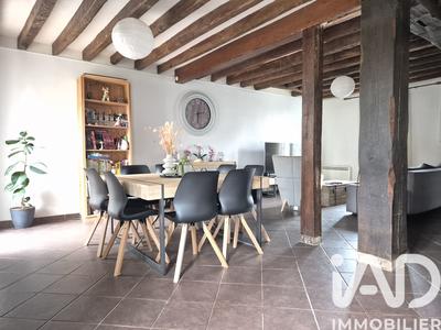Maison - 186 m² - 8 pièces