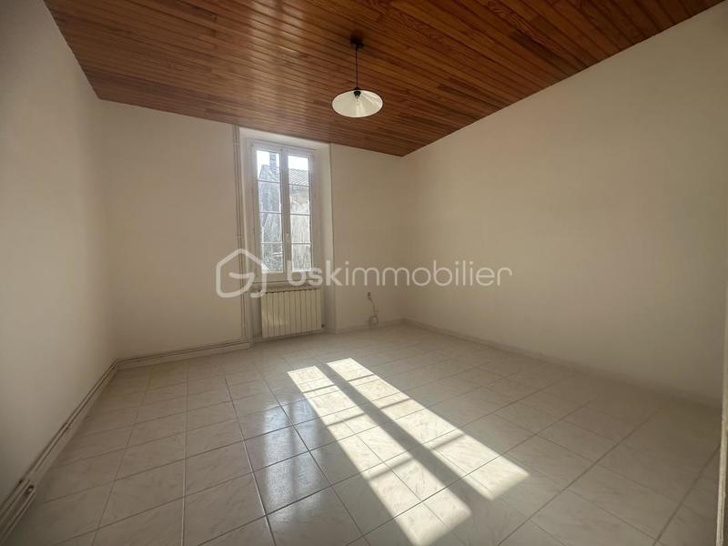 Maison de village - 79 m² - 3 pièces