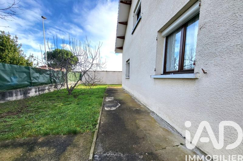 Maison - 180 m² - 5 pièces