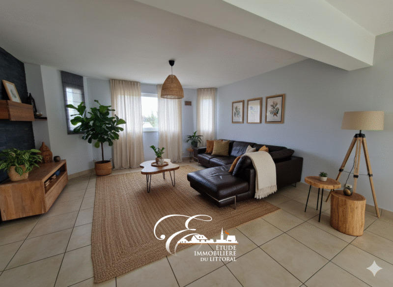 Maison - 160 m² - 8 pièces