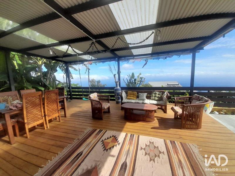 Maison - 94 m² - 5 pièces