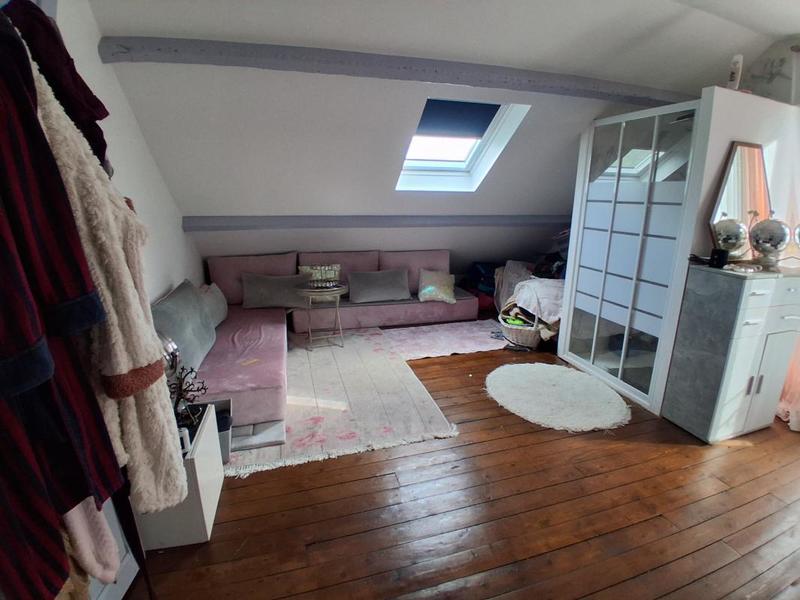 Maison - 91 m² - 6 pièces