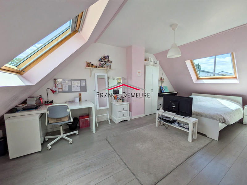 Maison - 100 m² - 6 pièces