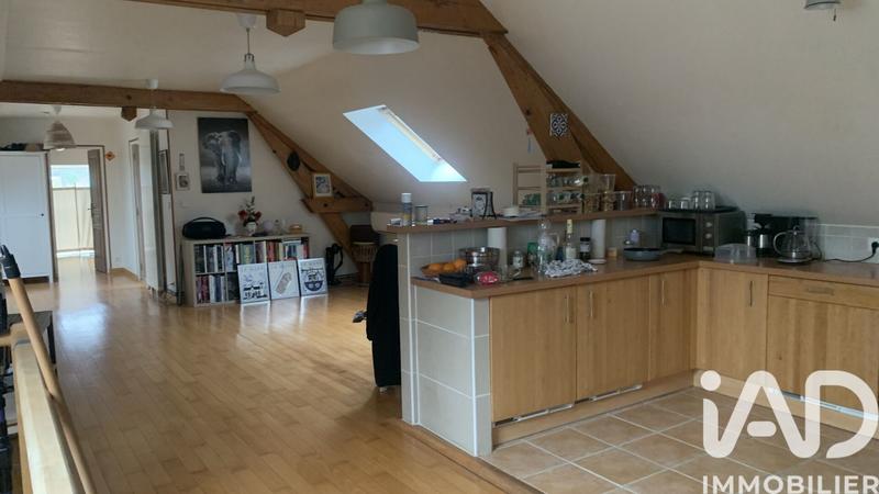 Maison - 256 m² - 9 pièces