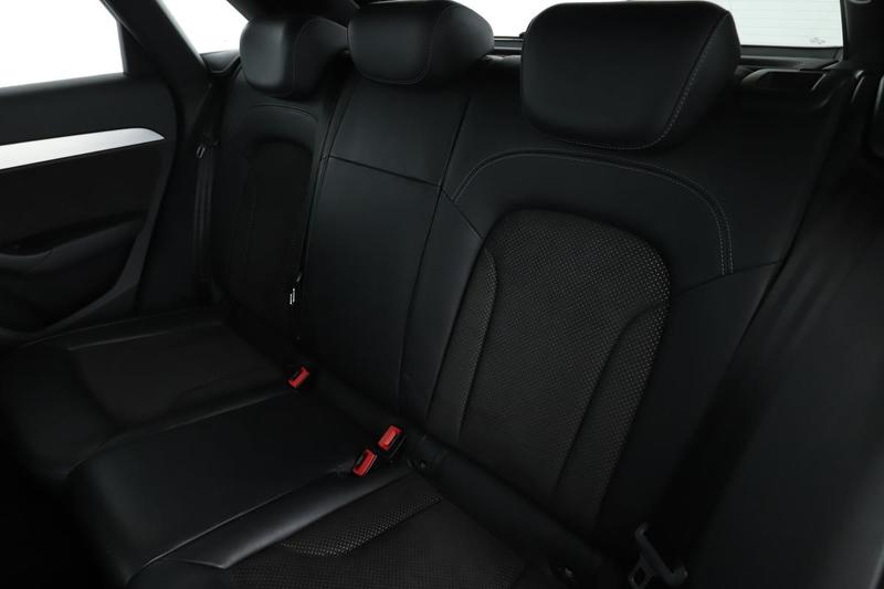 Audi Q3 2.0 Tdi s line 140 ch