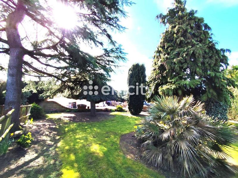 Pavillon - 146 m² - 6 pièces