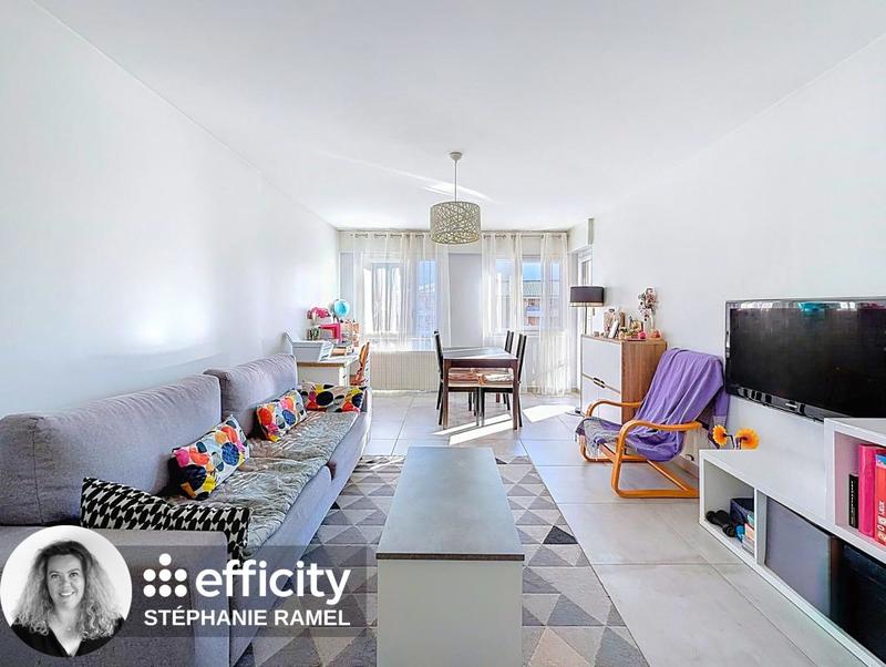 Appartement - 82 m² - 4 pièces